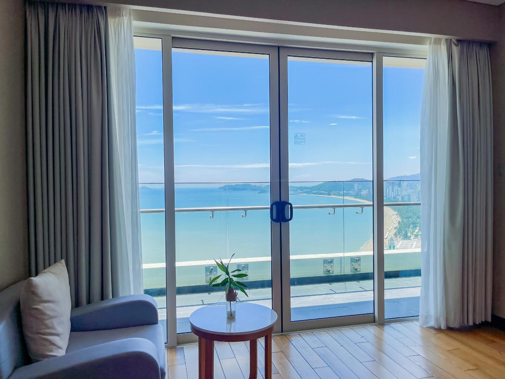 The Sea Luxury Апартаменты