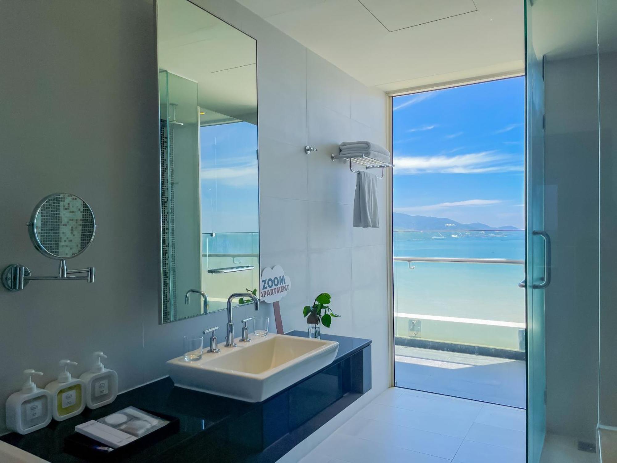 The Sea Luxury Апартаменты Нячанг
